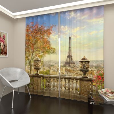 Балкон с видом на Париж