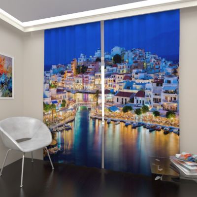 Город на море