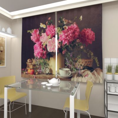 Натюрморт с пионами